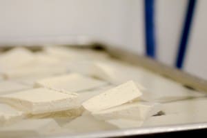 Heimischer Soja-Anbau - Hof&Markt - Tofuproduktion Copyright Sojarei