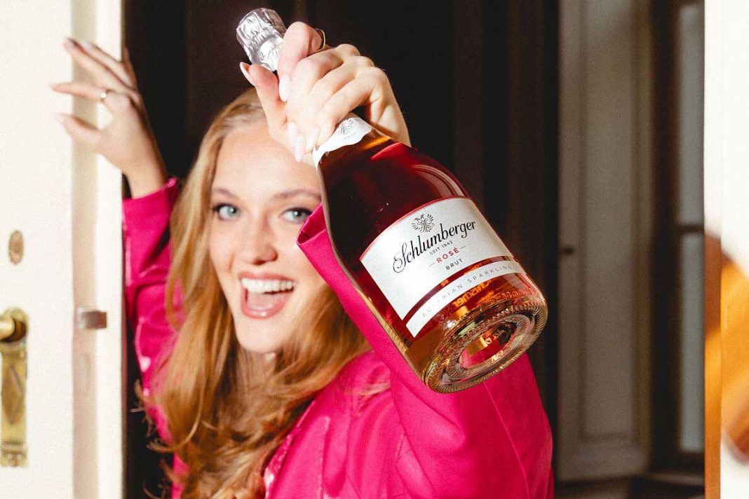 Drink Pink: Vor allem junge und ältere Konsumenten trinken gerne Rosé Sekt.